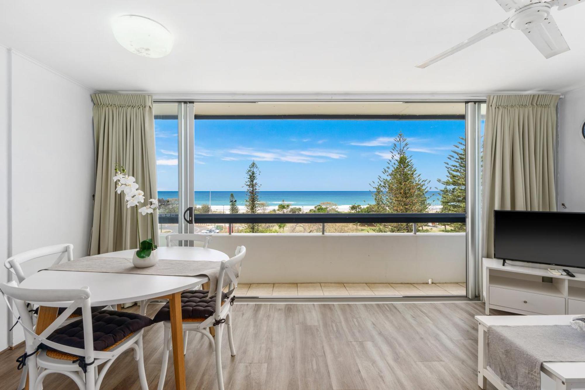 Hi Ho Beach Apartments On Broadbeach Gold Coast Eksteriør billede