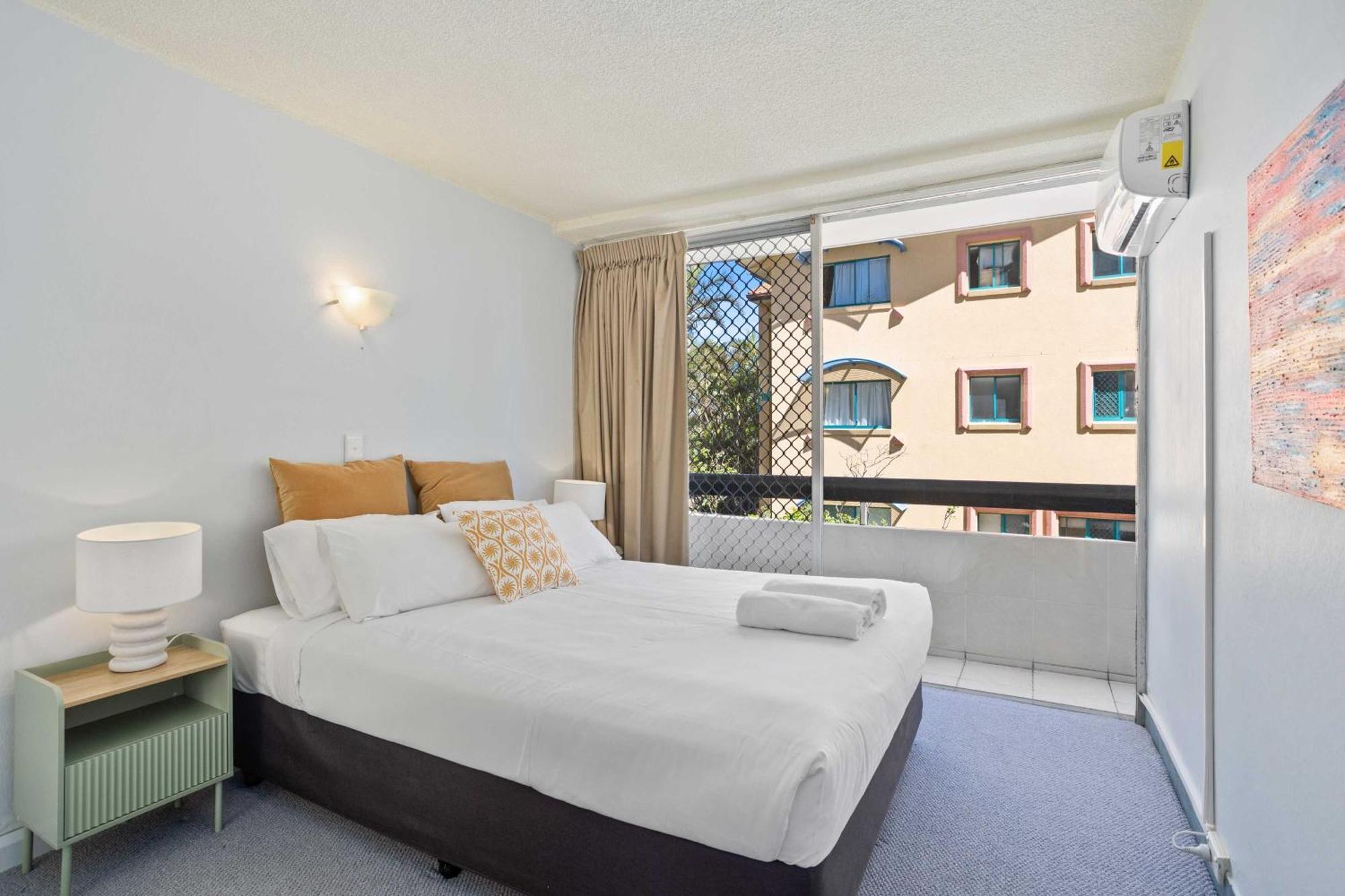 Hi Ho Beach Apartments On Broadbeach Gold Coast Eksteriør billede