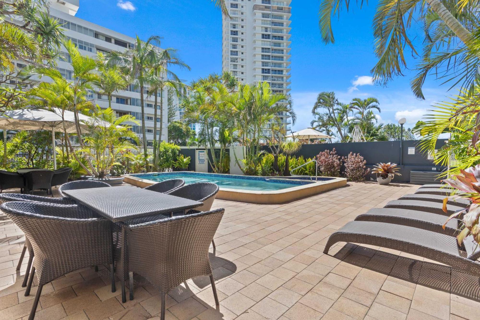 Hi Ho Beach Apartments On Broadbeach Gold Coast Eksteriør billede