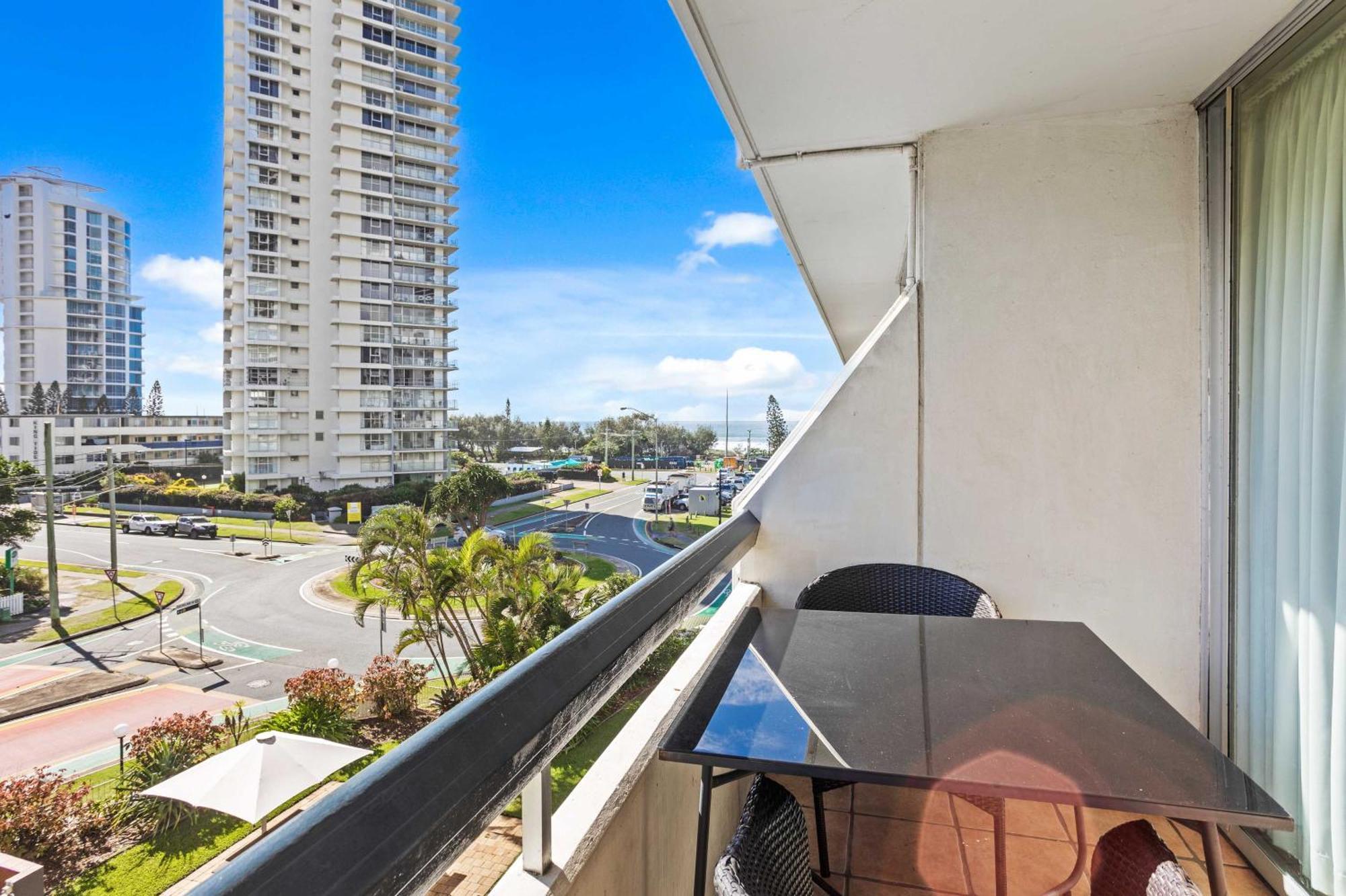 Hi Ho Beach Apartments On Broadbeach Gold Coast Eksteriør billede